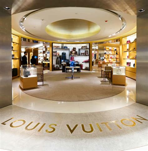 do louis vuitton have sales|louis vuitton outlet website.